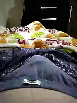 Snapshot of shiiank chatting on 07-25-26, 02:30 shiiank online show from 07-25-26, 02:30