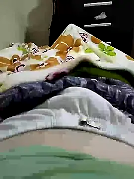 Snapshot of shiiank chatting on 07-24-26, 02:29 shiiank online show from 07-24-26, 02:29