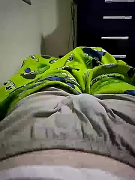 Snapshot of shiiank chatting on 04-24-26, 02:35 shiiank online show from 04-24-26, 02:35