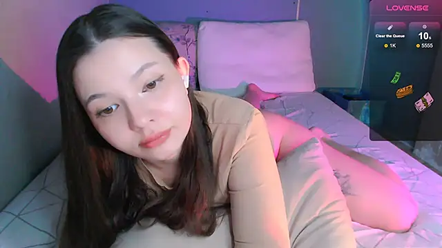 Snapshot of bbycolada chatting on 03-17-25, 08:19 bbycolada online show from 03-17-25, 08:19