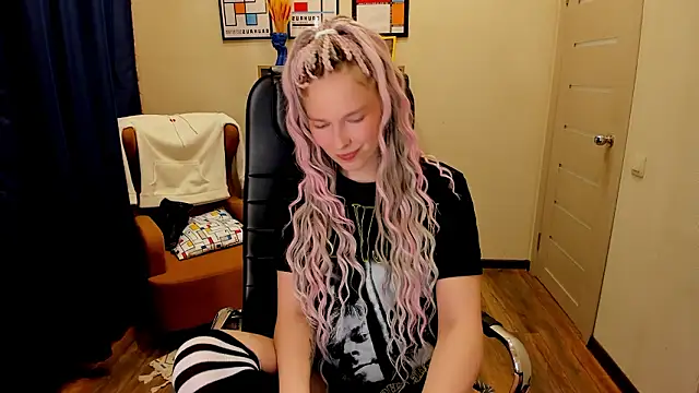  fiona Love online show from 02-25-26, 08:08