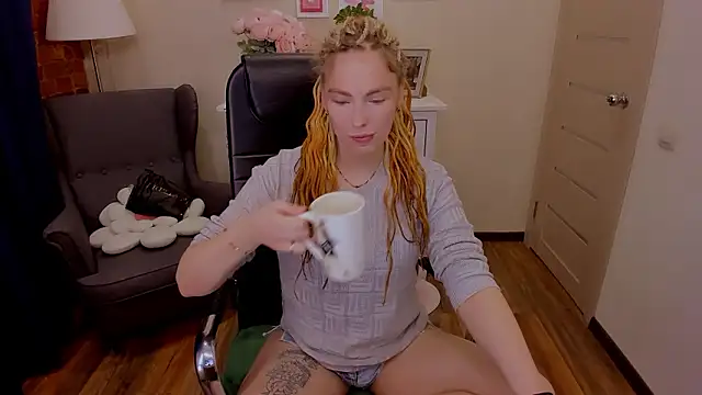  fiona Love online show from 01-31-26, 08:40