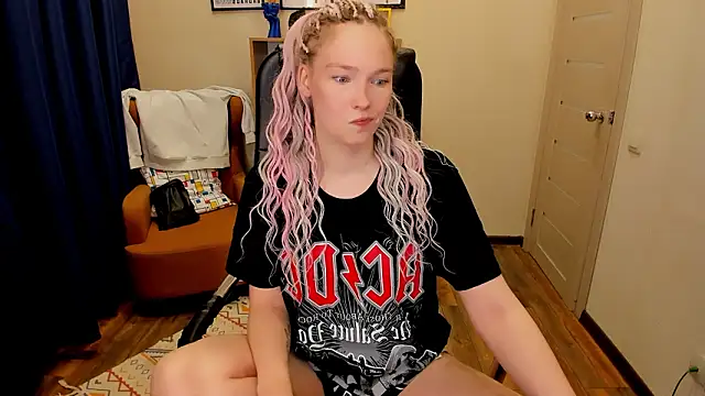  fiona Love online show from 03-16-26, 08:11