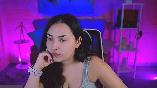 CeceliaJohnson online show from 11-20-25, 08:15