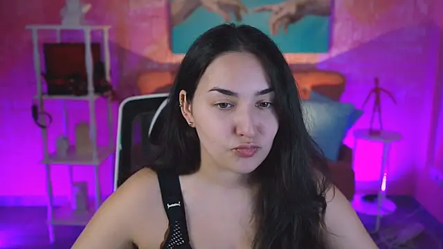 CeceliaJohnson online show from 11-18-25, 08:17