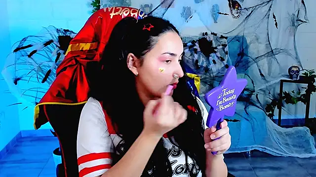 CeceliaJohnson online show from 10-31-25, 08:11