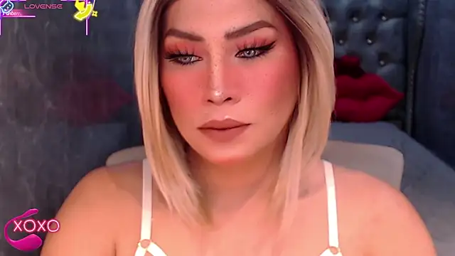 QUEEN GIAMOORE69 online show from 09-24-25, 07:31