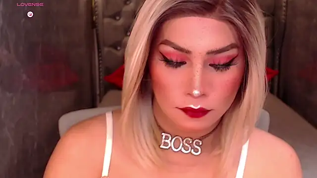 QUEEN GIAMOORE69 online show from 09-25-25, 08:48