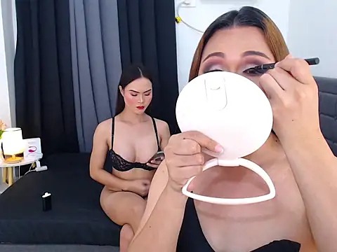 CarlaXFrancine online show from 06-06-26, 03:34