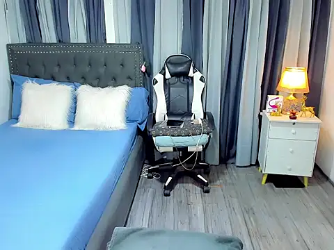 cyberanita online show from 10-16-25, 02:31