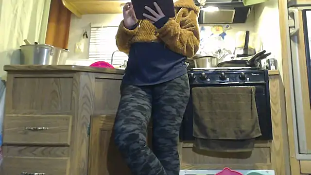 Snapshot of sexyinpantyhose chatting on 02-01-25, 05:28 sexyinpantyhose online show from 02-01-25, 05:28