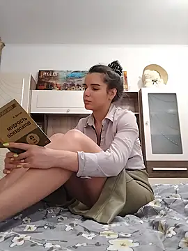 baby sweet girl  online show from 03-21-25, 01:56