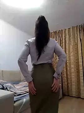 baby sweet girl  online show from 10-05-25, 08:43