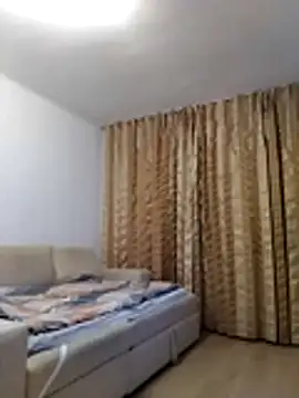 baby sweet girl  online show from 10-10-25, 09:04