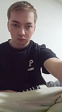 BigJuicy18cm online show from 04-08-26, 08:32