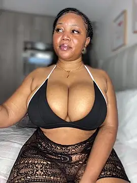 Hyra Ari online show from 03-11-26, 12:21