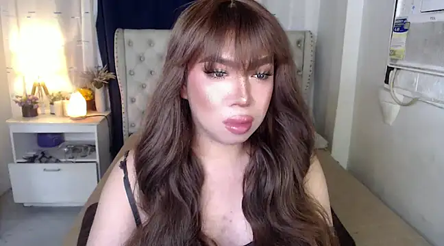 RebecaNextToYou online show from 01-20-25, 05:16