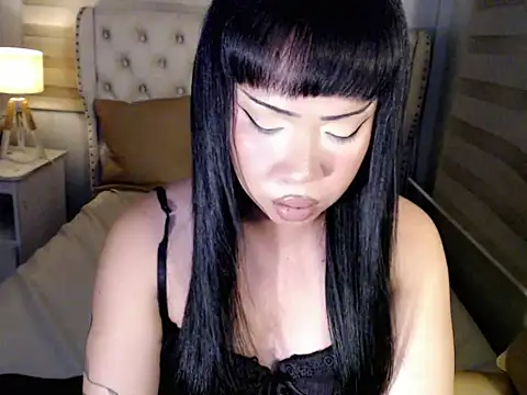 Snapshot of RebecaNextToYou chatting on 02-25-26, 07:47 RebecaNextToYou online show from 02-25-26, 07:47