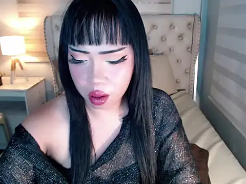 Snapshot of RebecaNextToYou chatting on 05-27-26, 11:17 RebecaNextToYou online show from 05-27-26, 11:17