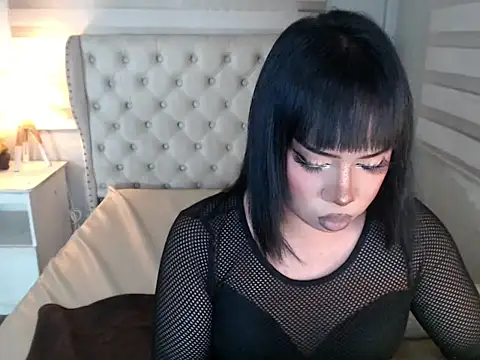 Snapshot of RebecaNextToYou chatting on 06-05-26, 05:29 RebecaNextToYou online show from 06-05-26, 05:29