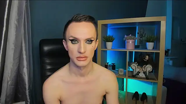 Cristal Connors online show from 12-24-24, 09:39