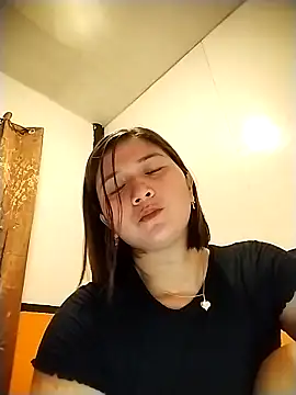 Snapshot of MS_Isabella_Snow92 chatting on 10-17-25, 10:00 MS Isabella Snow92 online show from 10-17-25, 10:00
