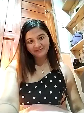 Snapshot of MS_Isabella_Snow92 chatting on 05-14-26, 10:34 MS Isabella Snow92 online show from 05-14-26, 10:34