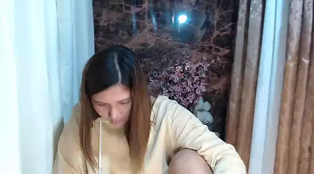 Snapshot of MS_Isabella_Snow92 chatting on 02-28-25, 02:09 MS Isabella Snow92 online show from 02-28-25, 02:09