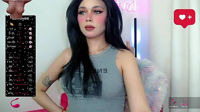 Snapshot of Salsallita chatting on 06-15-26, 02:39 Salsallita online show from 06-15-26, 02:39