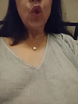 Susannemilf online show from 03-23-26, 03:39