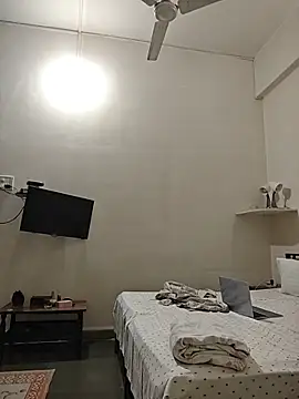 Susannemilf online show from 03-22-26, 03:24