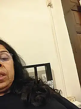 Susannemilf online show from 04-06-26, 04:08