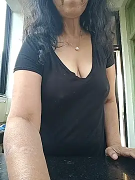 Susannemilf online show from 03-08-26, 02:04