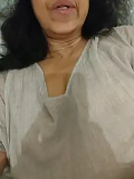 Susannemilf online show from 03-29-26, 04:14