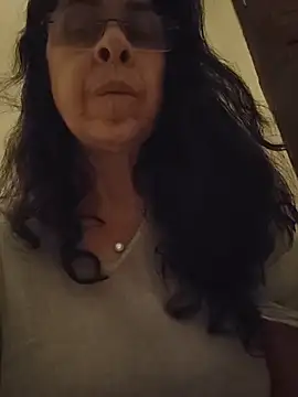 Susannemilf online show from 03-17-26, 05:05