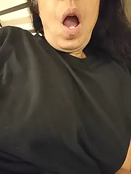 Susannemilf online show from 02-22-26, 05:58