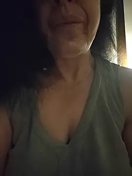 Susannemilf online show from 02-01-26, 01:48