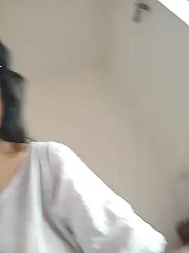 Snapshot of Susannemilf chatting on 05-27-26, 08:22 Susannemilf online show from 05-27-26, 08:22