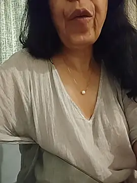 Susannemilf online show from 03-31-26, 04:14