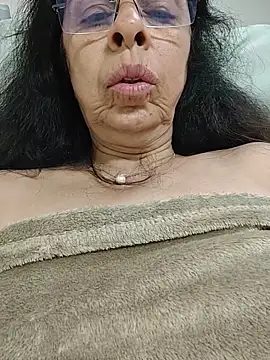 Susannemilf online show from 10-24-25, 12:15