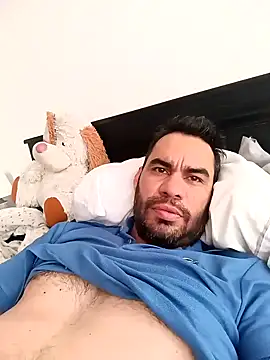 javiermarval83 online show from 01-31-25, 12:40