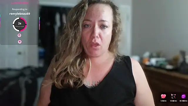 julimonroe online show from 09-10-25, 09:19