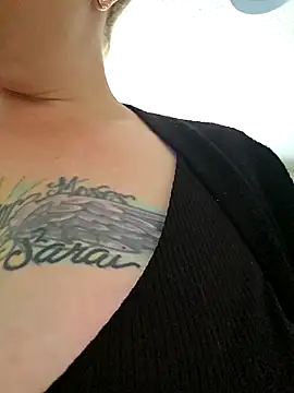 julimonroe online show from 04-10-26, 03:30