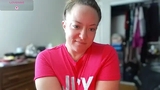 julimonroe online show from 11-03-25, 11:03