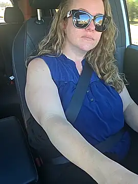 julimonroe online show from 11-13-25, 06:01