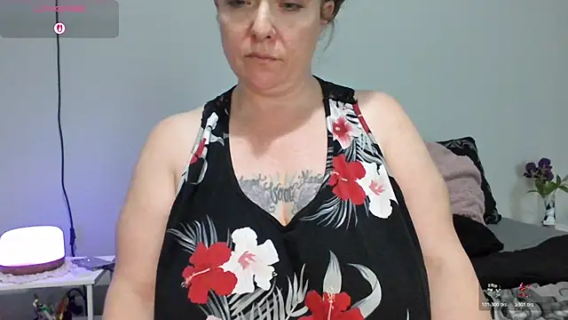 julimonroe online show from 02-21-26, 02:35