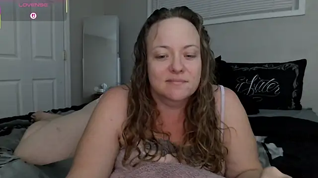 julimonroe online show from 11-09-25, 03:10