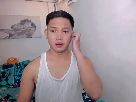 xSebastian19 online show from 05-07-26, 10:07