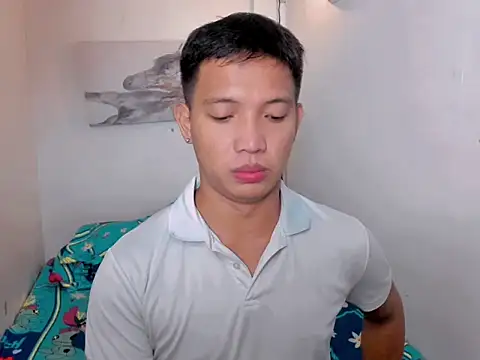 xSebastian19 online show from 09-17-25, 04:53