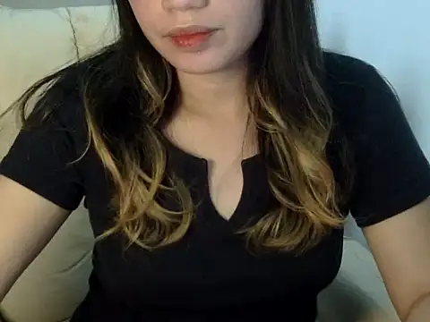    zurIII09  online show from 10-02-25, 10:29